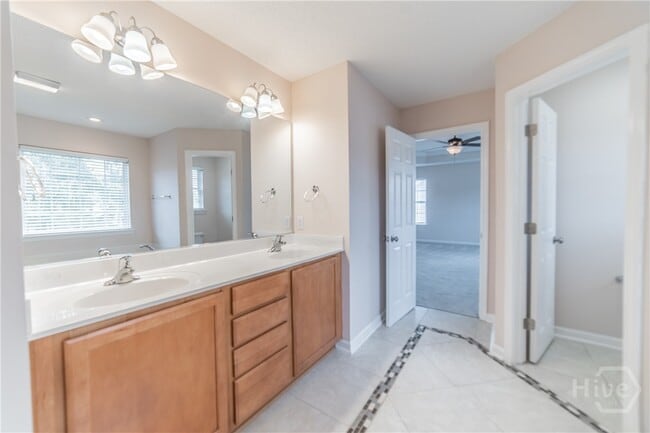 Building Photo - 504 Golden Grove Ln