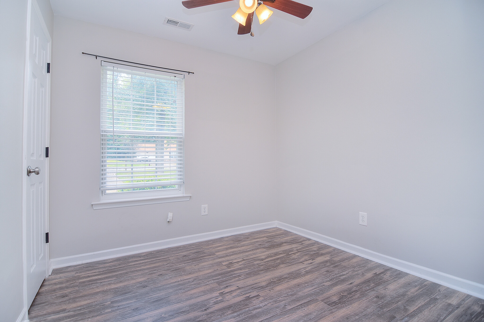 Guest Bedroom #2 - 6825 Sullins Rd
