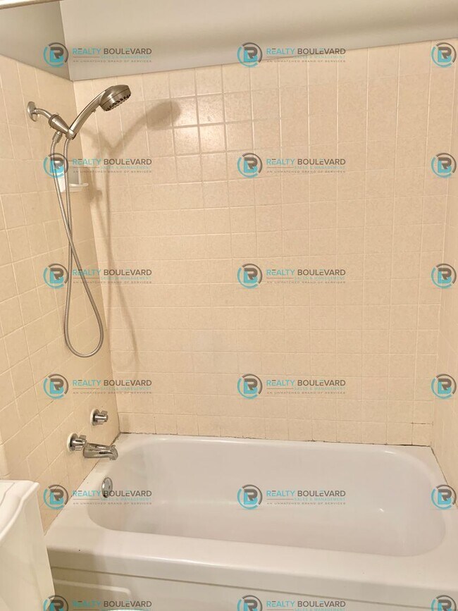 Building Photo - Charming 3-Bedroom Home Near McCarran – Gr...