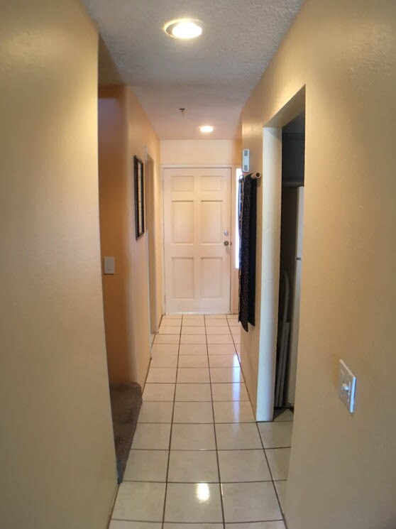 Building Photo - 280 S Avenida Caballeros