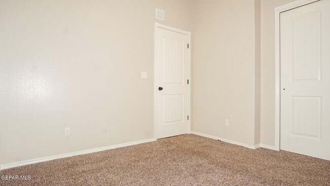Building Photo - 14816 Tierra Haven Ave