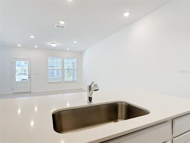 Building Photo - 11414 Nona Sound St