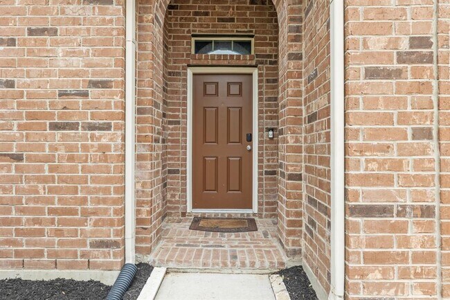 Building Photo - 21318 Cypress River Oak Dr