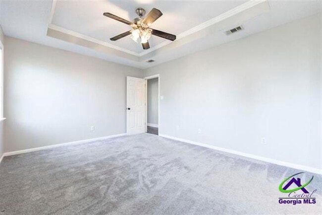 Building Photo - 104 Brittland Dr