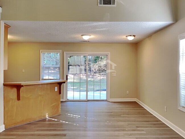 Building Photo - 1815 Bernice Dr