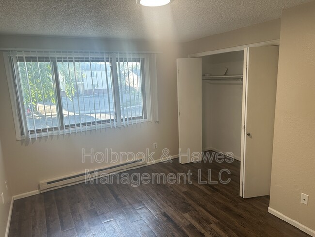 Building Photo - 4885 Basswood Dr
