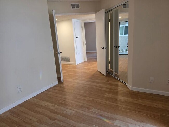 Building Photo - 28201 Montecito