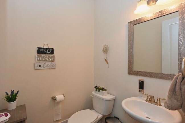 Building Photo - **EXECUTIVE HOME IN WILLIAMSON COUNTY WITH RARE WALK-OUT BASEMENT AND TONS OF STORAGE**