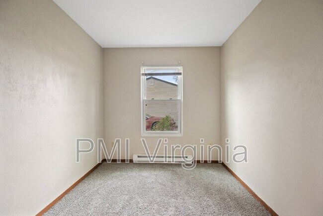 Building Photo - 4225 Schooner Trail