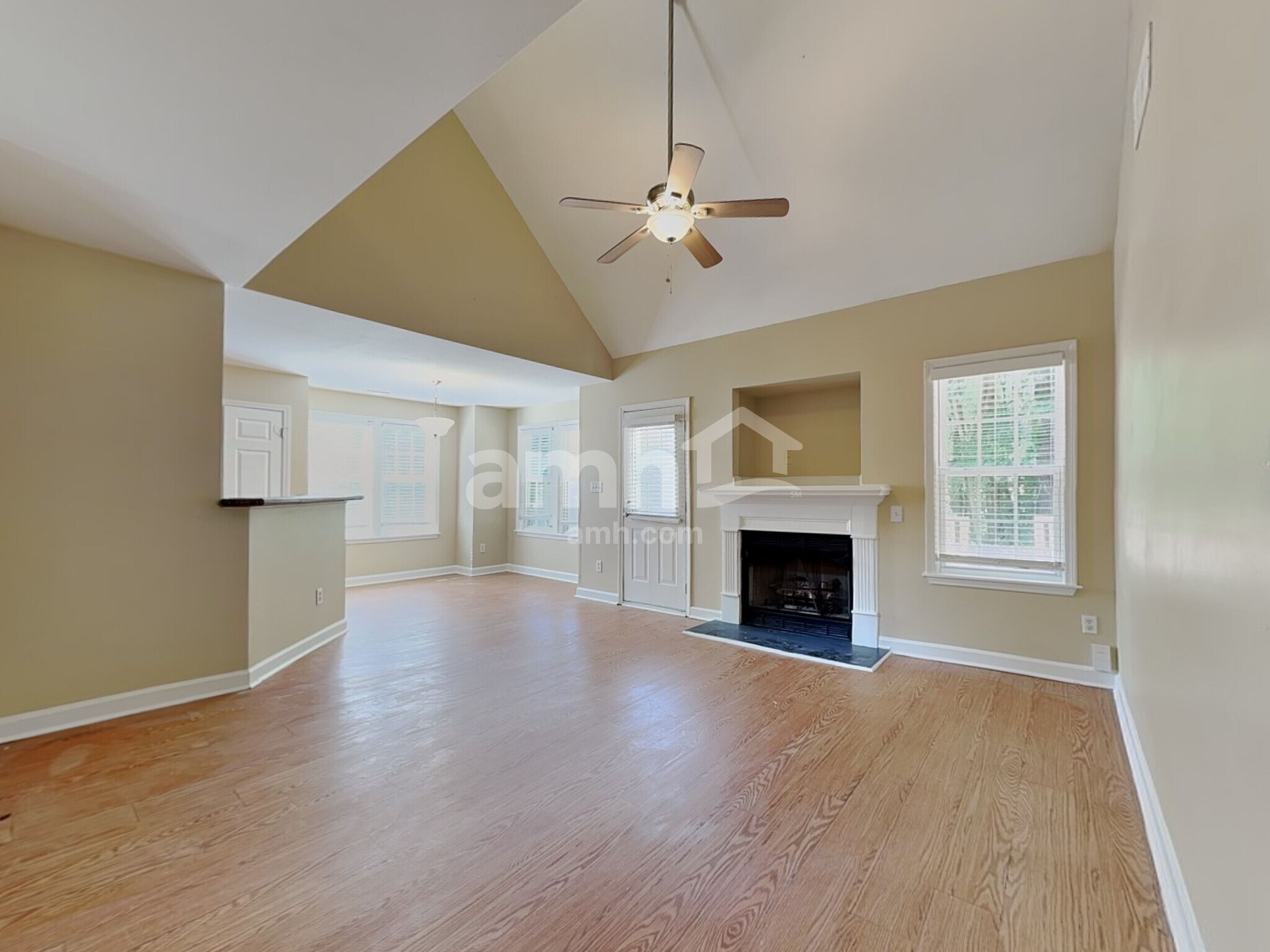 Building Photo - 3805 Lodgepole Ln