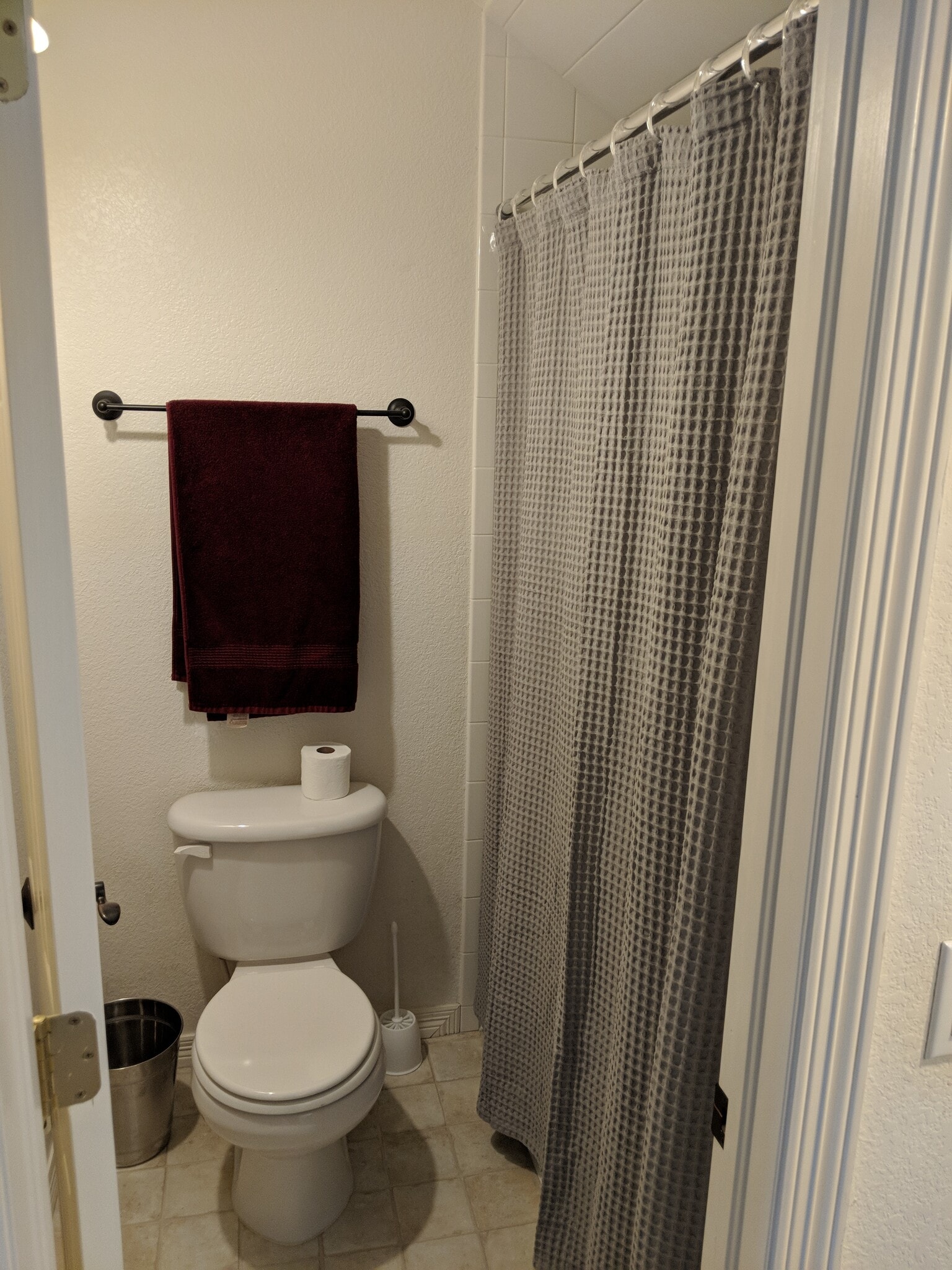 2nd master bath - 4545 S. Monaco St. Unit 127