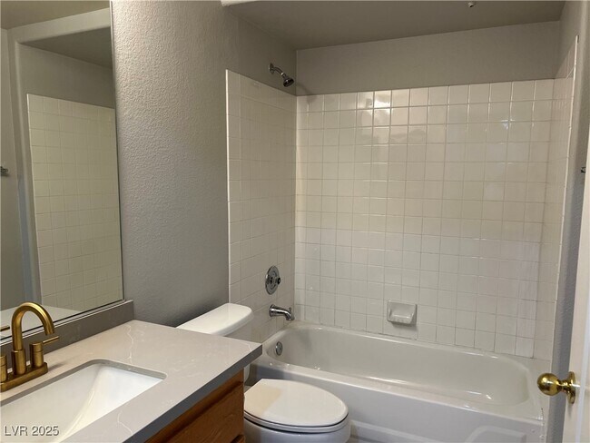 Building Photo - 6912 Dorita Ave