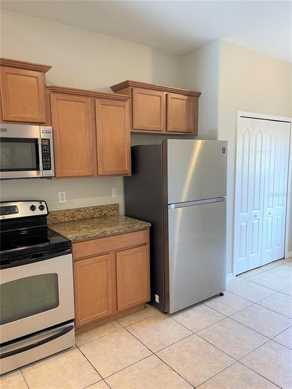 Building Photo - 4011 Winding Vine Dr