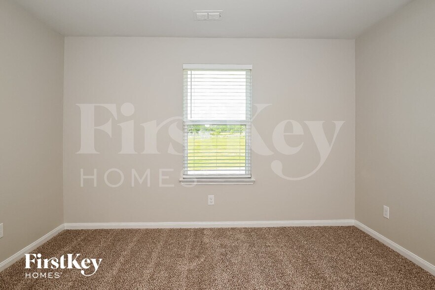 Building Photo - 14281 Bridgeview Ln