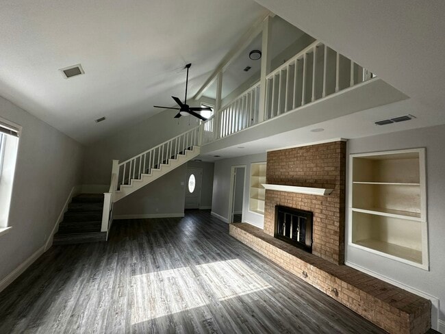 Building Photo - 415 N 19th St