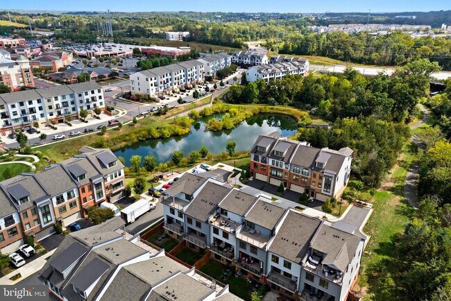 Building Photo - 1803 Blue Marble Terrace SE