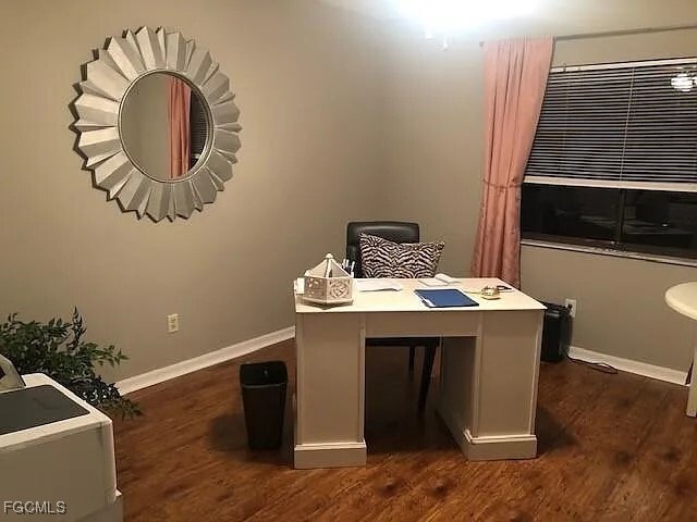 Building Photo - 2321 SE 5th Ct