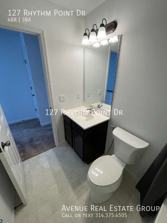 Building Photo - 127 Rhythm Point Dr