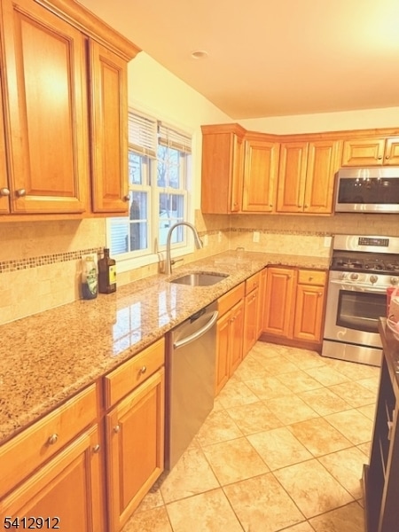 Building Photo - 105 Fairchild Ave