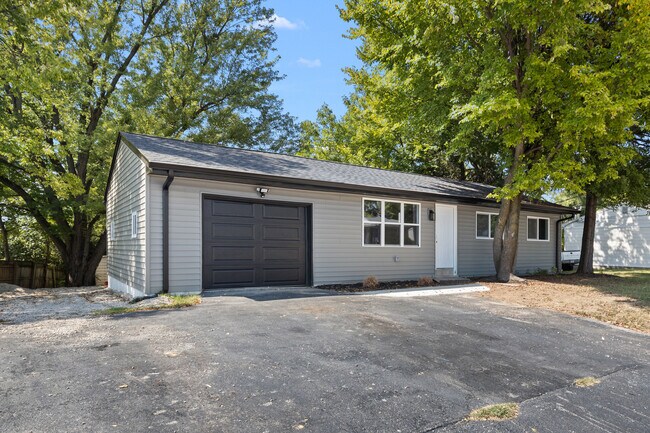 Building Photo - 1411 Caulks Hill Rd