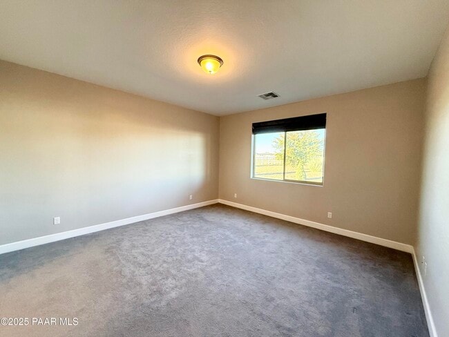 Building Photo - 220 Mackenze Rose Dr