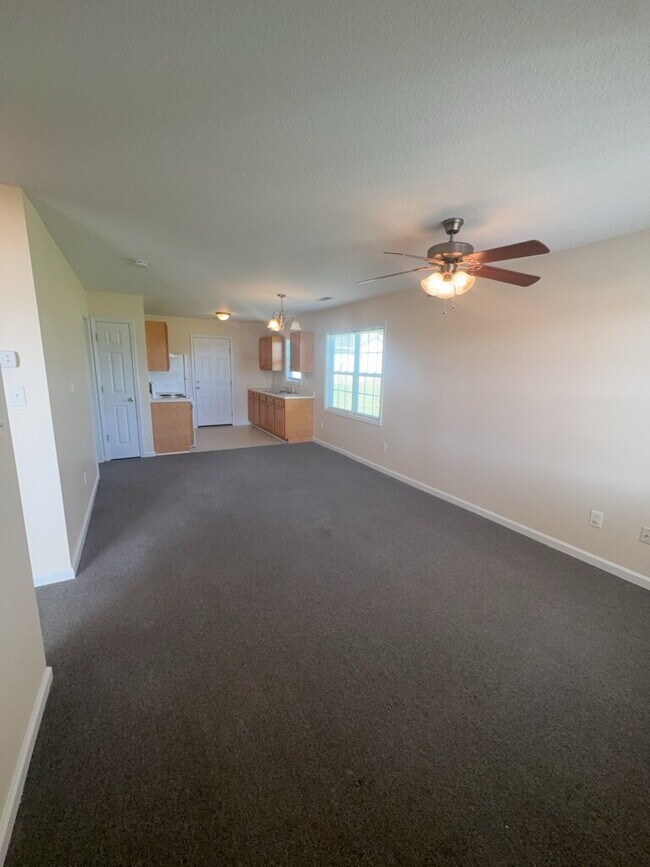 Building Photo - 204 Angus Ln