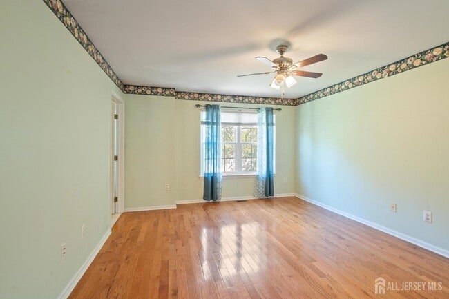 Building Photo - 1209 Blossom Cir