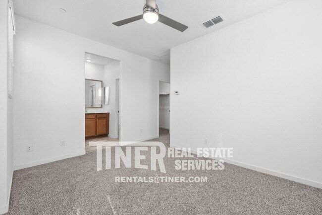 Building Photo - 4152 Rotor Ln