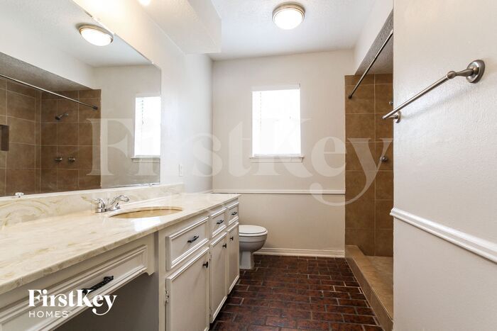 Building Photo - 7006 Falling Waters Dr