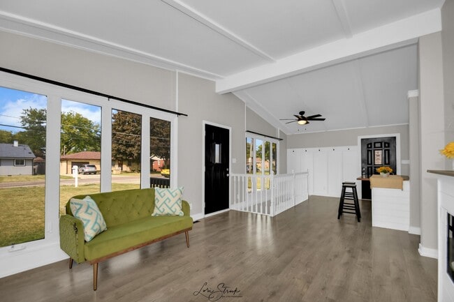 Building Photo - 217 Sherman Ave