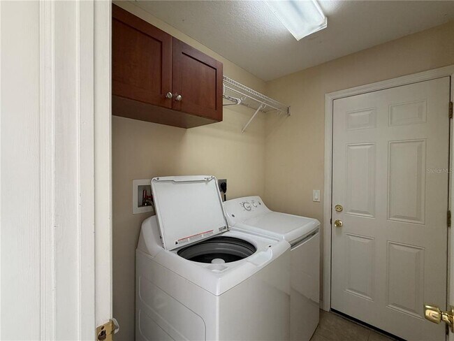 Building Photo - 4766 Theodore Ave