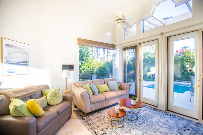 Building Photo - 75273 Spyglass Dr