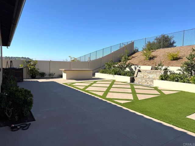 Building Photo - 911 Lindbergh Dr