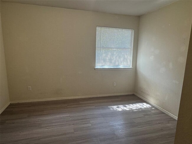 Building Photo - 1107 Bohica Way