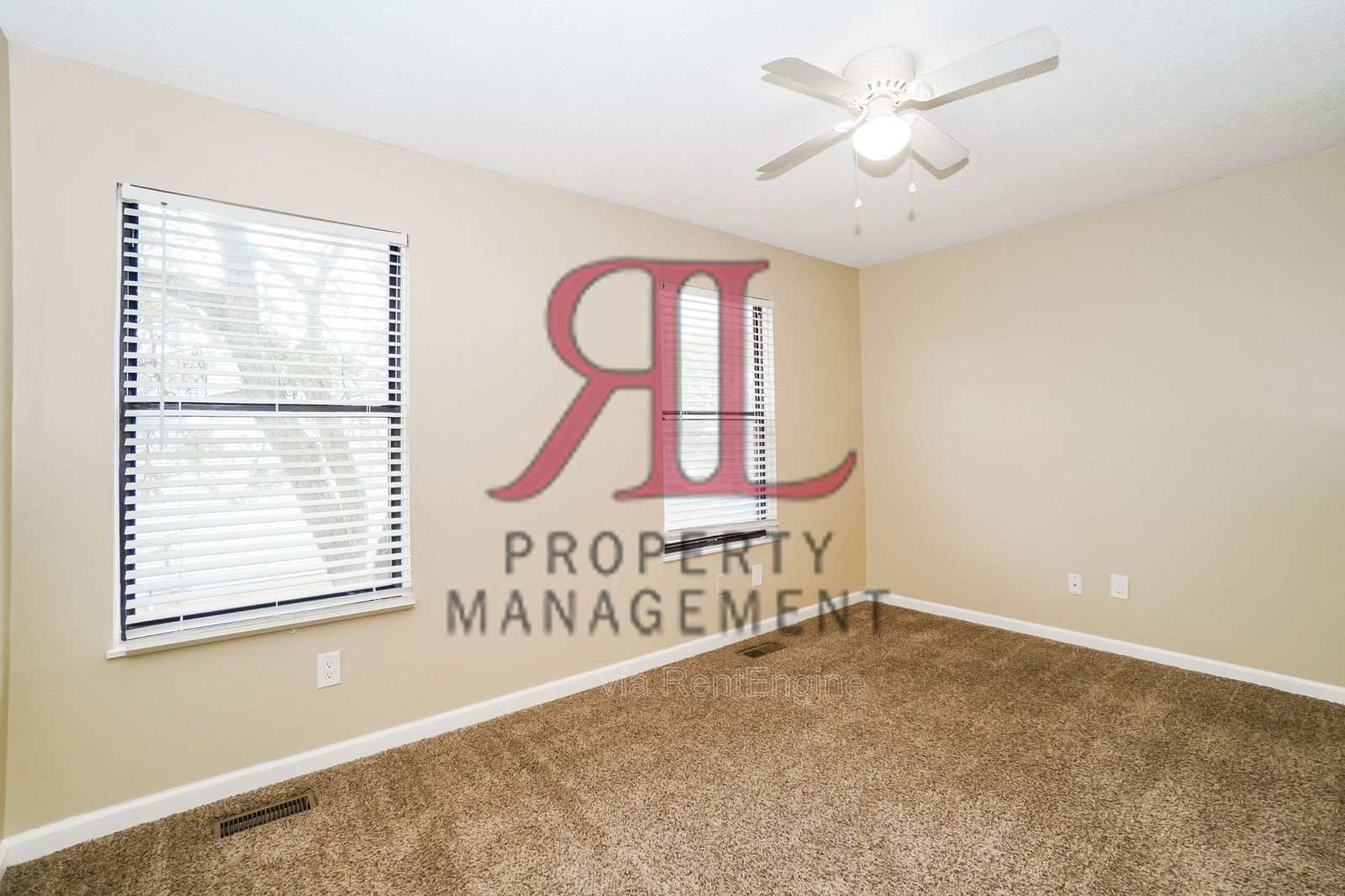 Building Photo - 836 Hickok Dr