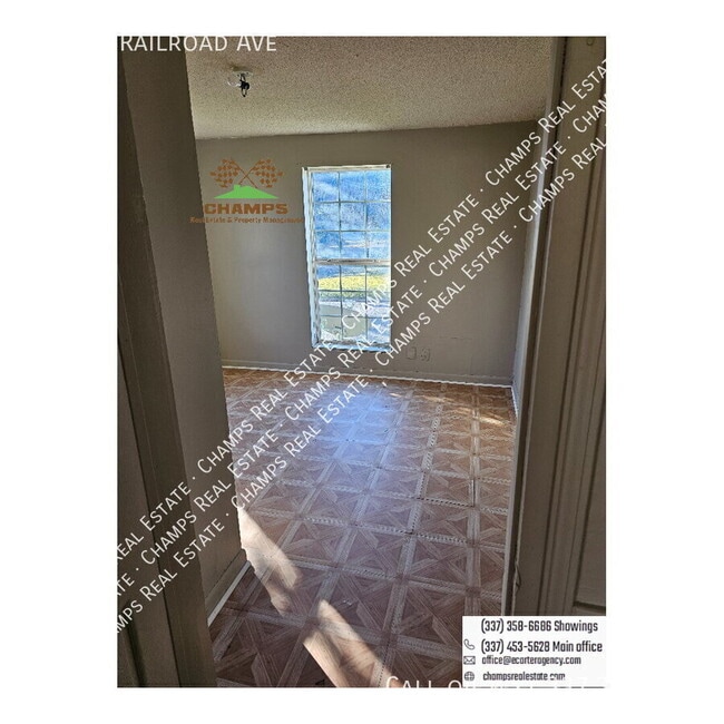 Building Photo - 1232 S Railroad Ave