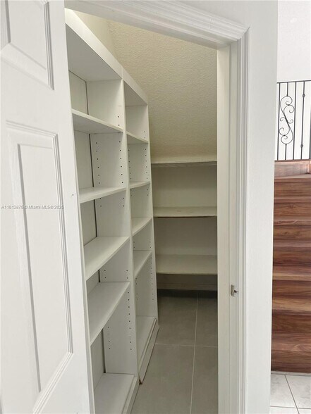 Building Photo - 1320 NW 185th Ave
