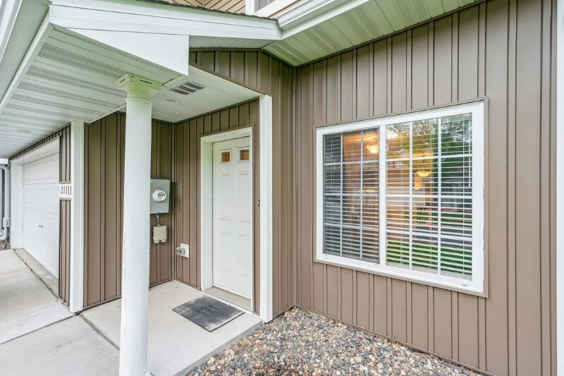 Building Photo - 21113 Clydesdale Curve N