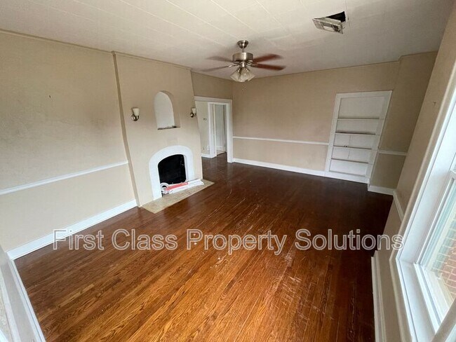 Building Photo - 3029 1/2 NW 12th St