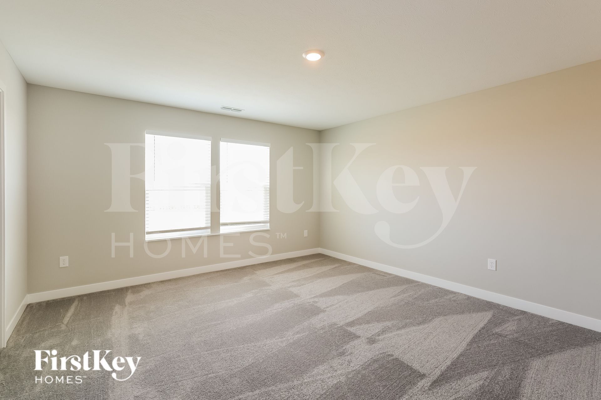 Building Photo - 2344 S Carlota Dr