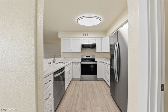 Building Photo - 9325 W Desert Inn Rd