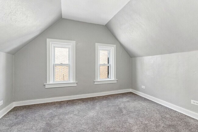 Building Photo - 2200 Milligan Ave