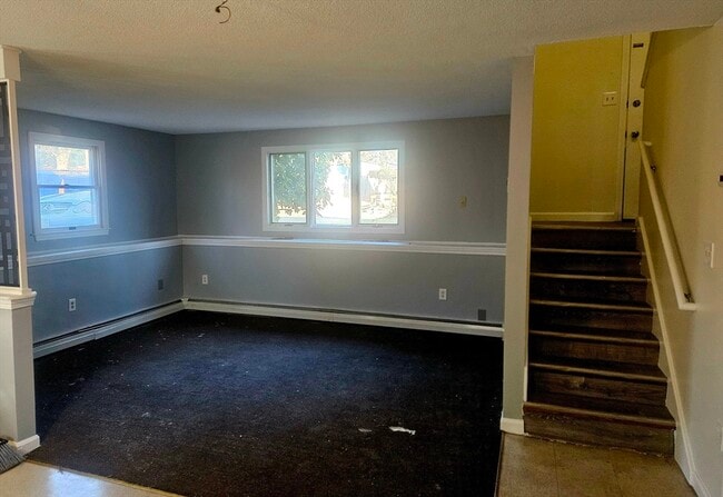 Building Photo - 88 Albert Ave