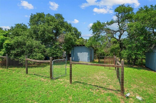 Building Photo - 13003 S Madrone Trail