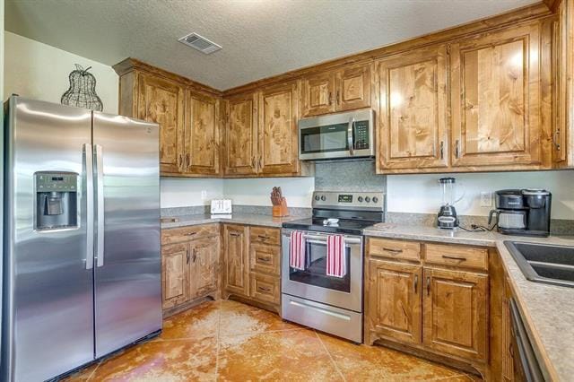 Building Photo - 3915 Laramie Trail