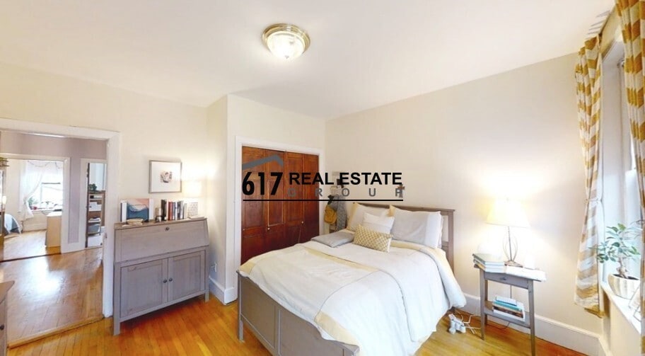 Building Photo - 39 St Paul St