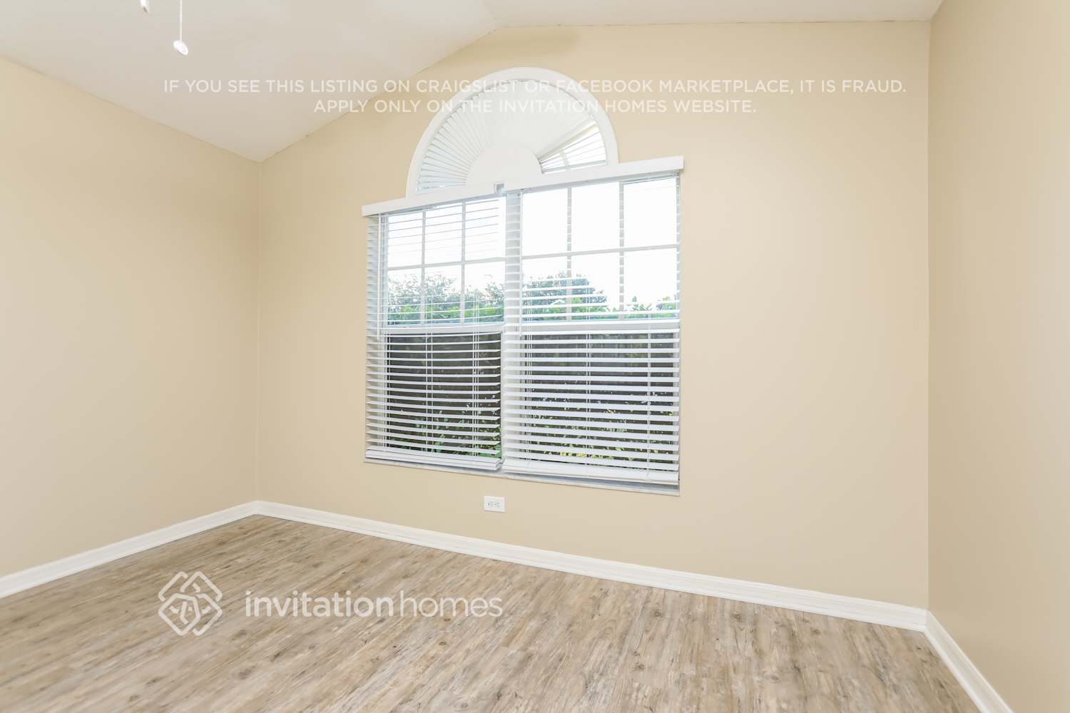 Building Photo - 10965 Brown Trout Cir