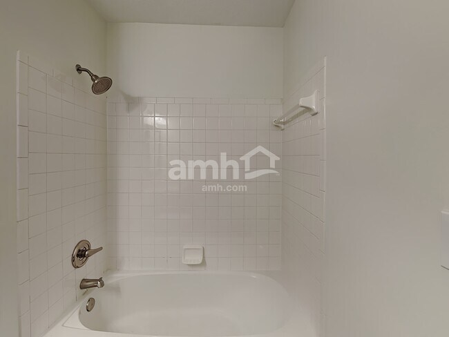 Building Photo - 1531 Mallard Cir E