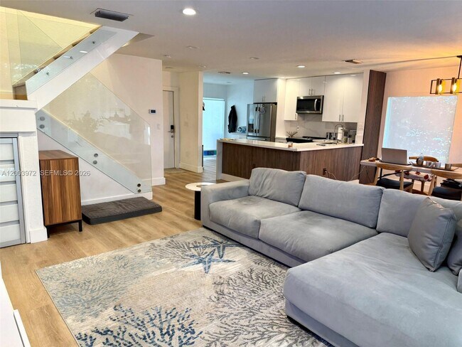 Building Photo - 6420 NW 109th Ave