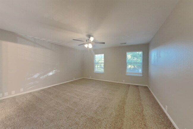 Building Photo - 10210 E Summit Canyon Dr